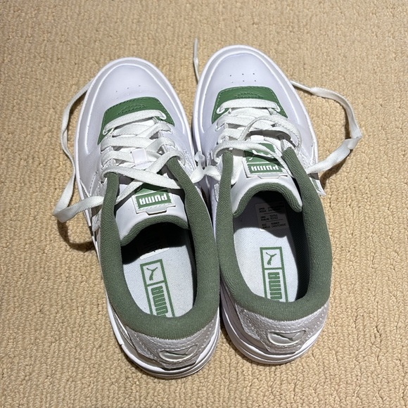 NWOT Puma Platform Sneakers - Picture 5 of 5